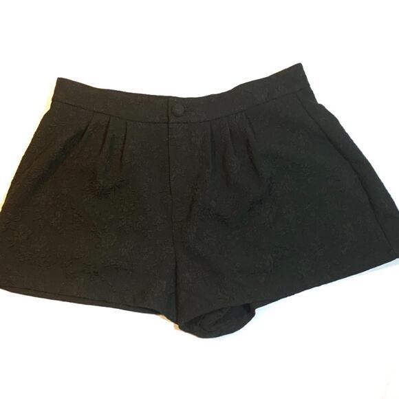 Free People | Black Embroidered Pleated Shorts 10 - Picture 1 of 6